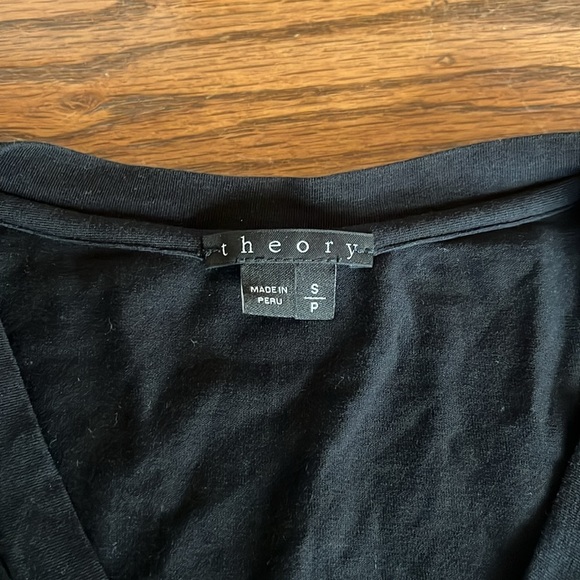Theory V Neck Black Short Sleeve Stretch Shirt Size SP - Picture 4 of 7